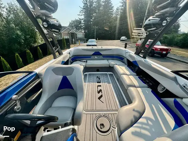 Malibu Wakesetter 23LSV