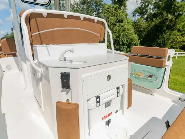 Sea Hunt Boats Ultra 275 SE