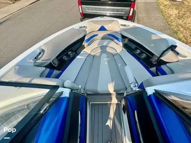 Malibu Wakesetter 23LSV