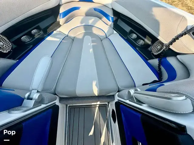 Malibu Wakesetter 23LSV