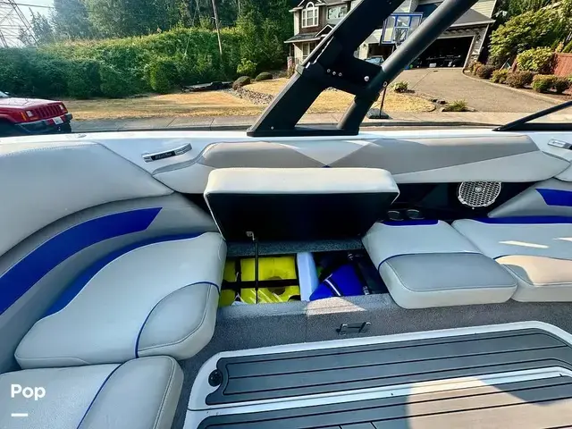 Malibu Wakesetter 23LSV