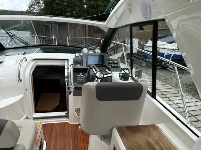 2016 Bavaria s33 ht