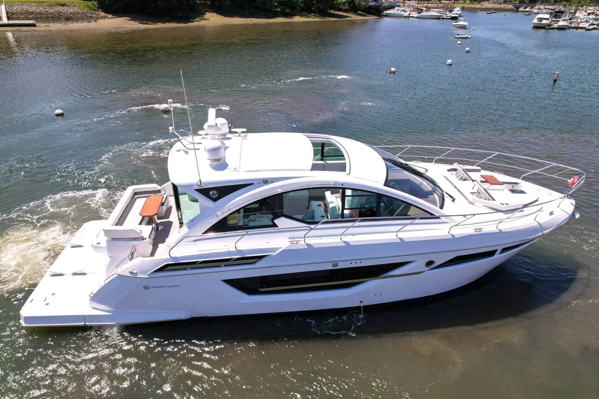 2021 Cruisers 50 cantius