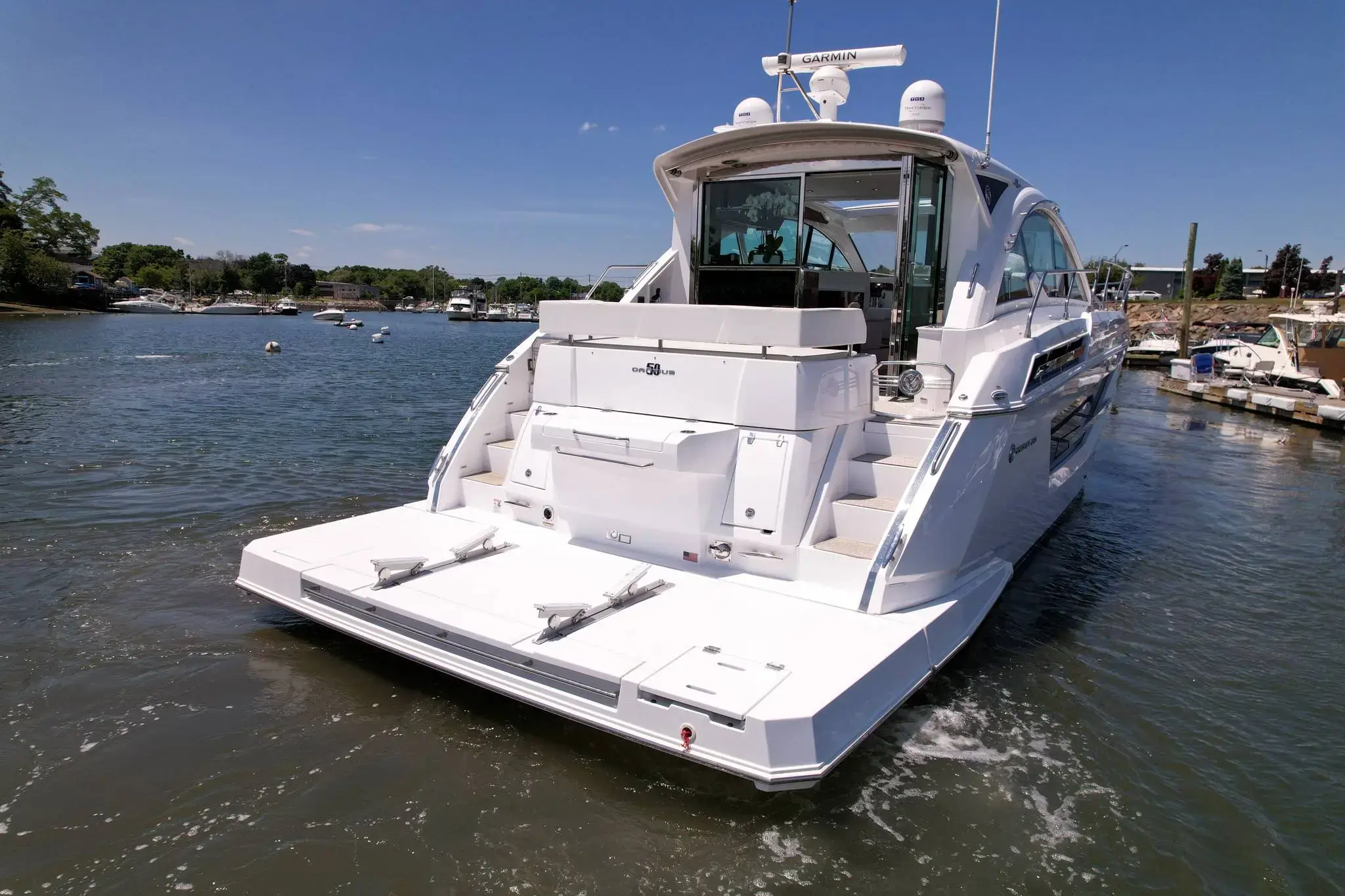 2021 Cruisers 50 cantius