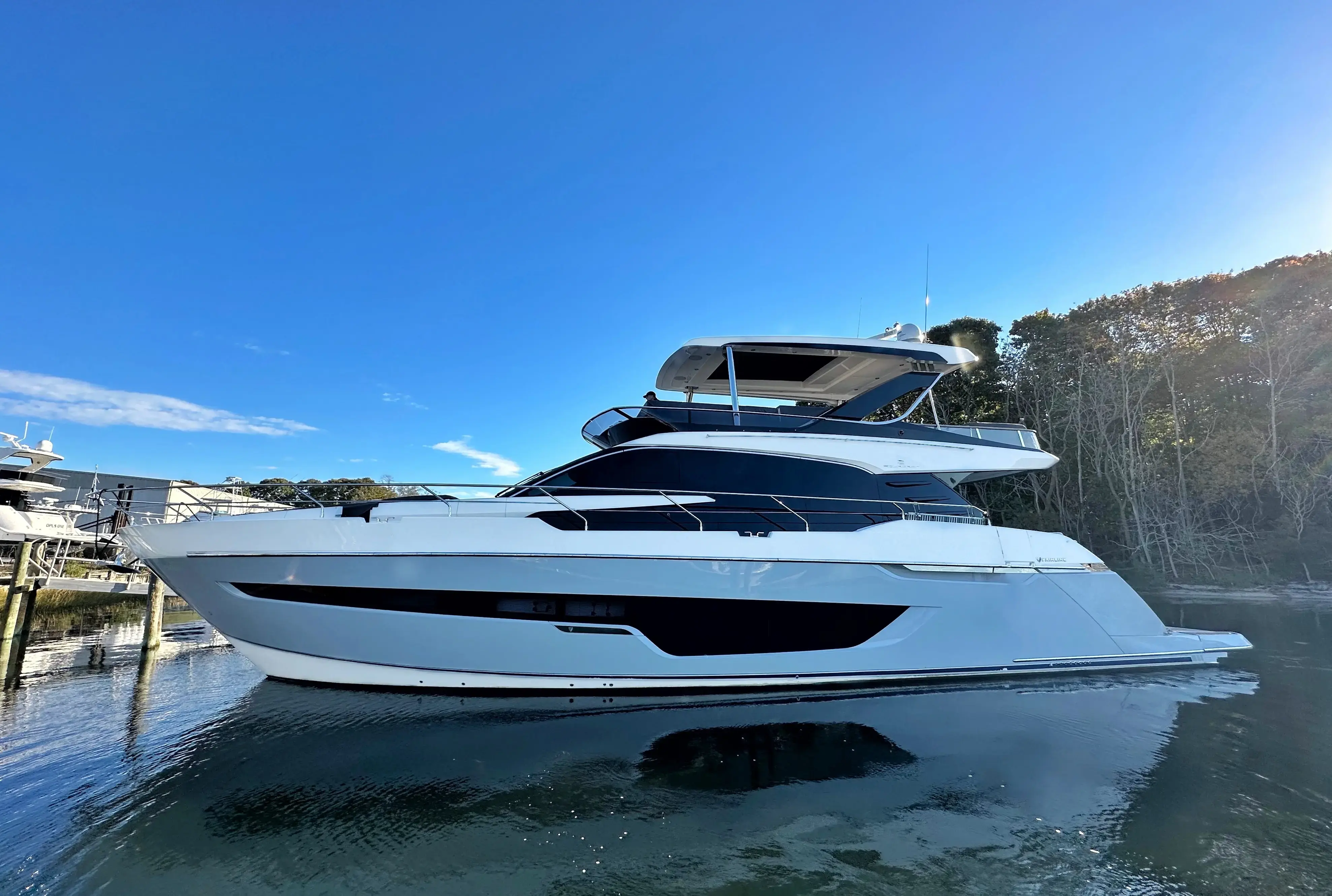 2021 Fairline squadron 68