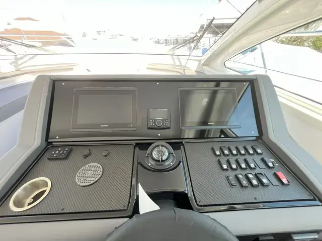 Cruisers Yachts 42 Cantius