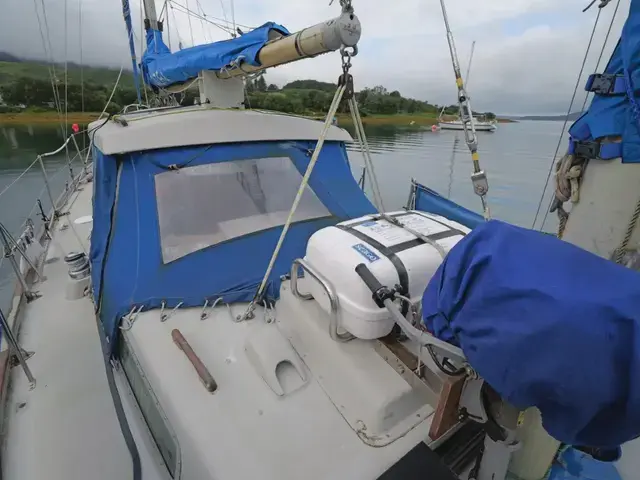 Camper & Nicholson 38 Ketch