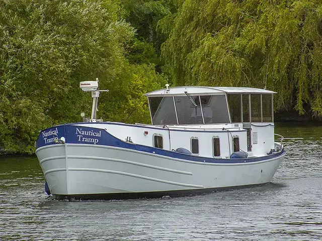 Luxe Motor Dutch Barge