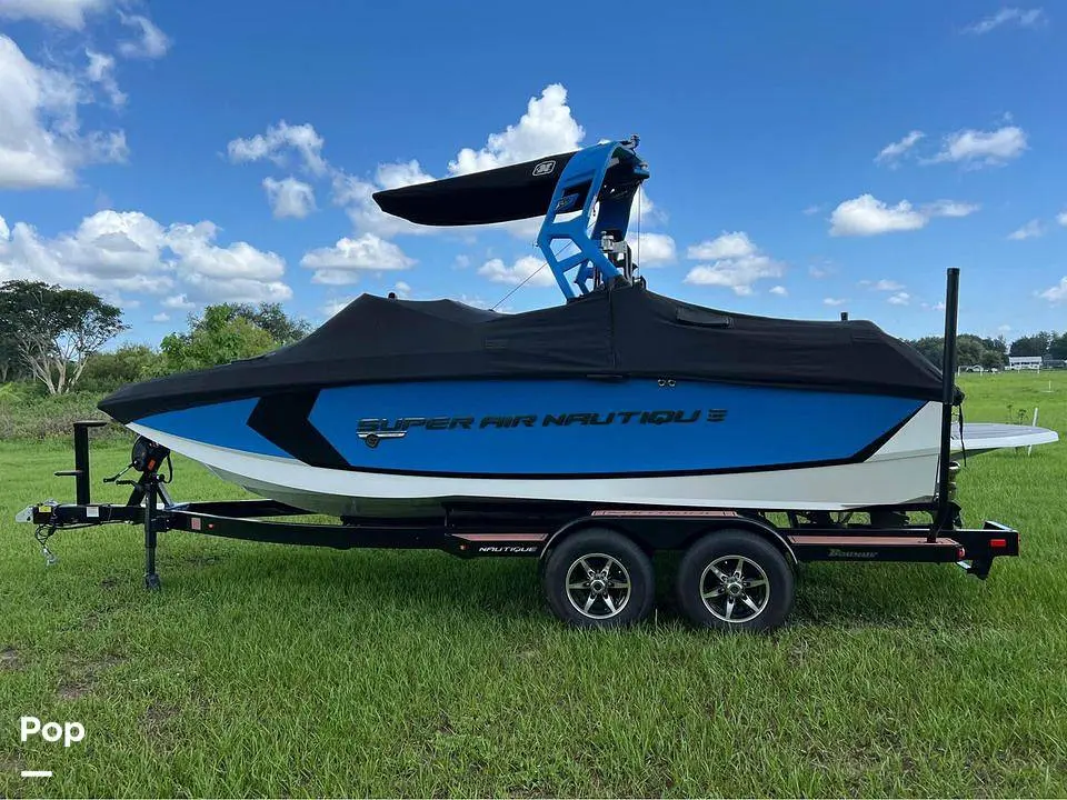 2020 Nautique g21