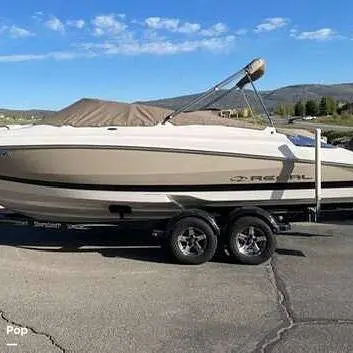 2012 Regal 2250