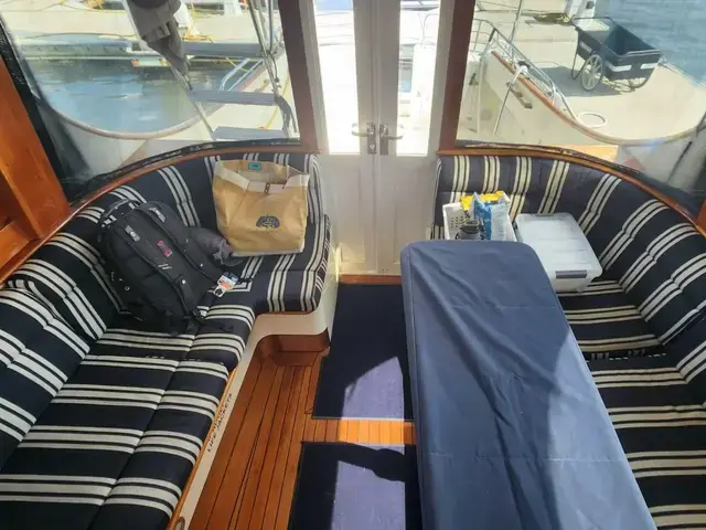 Hinckley Talaria 44 Flybridge