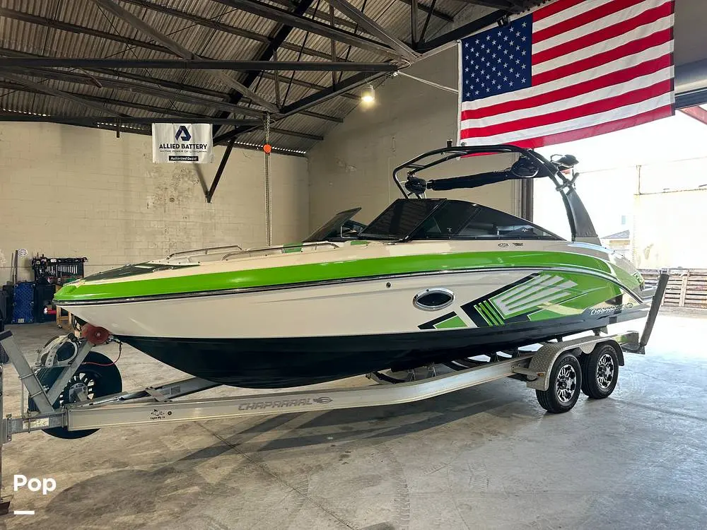 2015 Chaparral 243 vrx