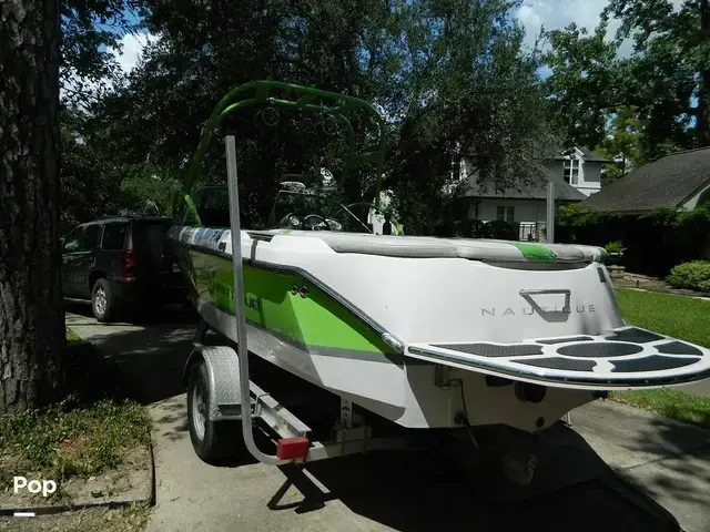 Nautique Boats Super Air 210TE