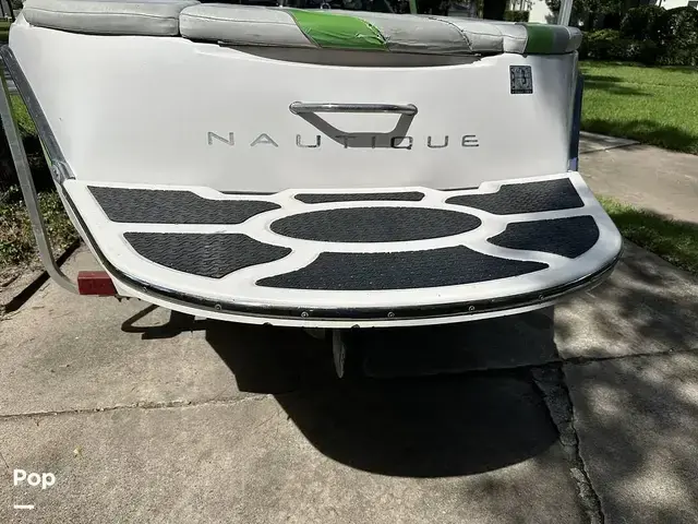 Nautique Boats Super Air 210TE