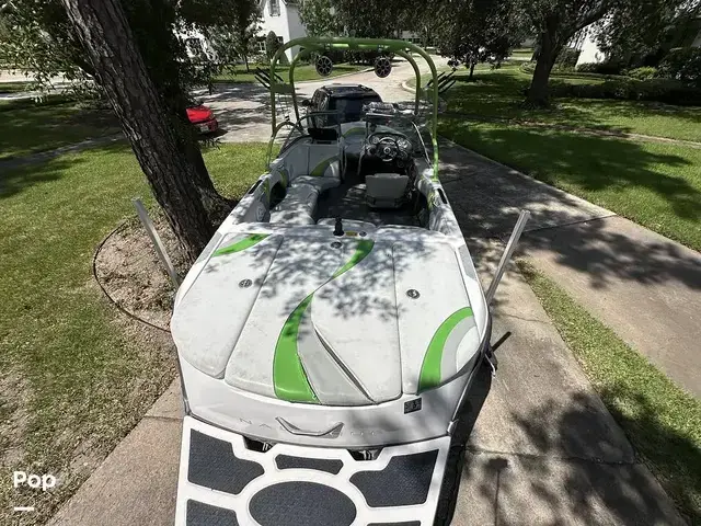 Nautique Boats Super Air 210TE