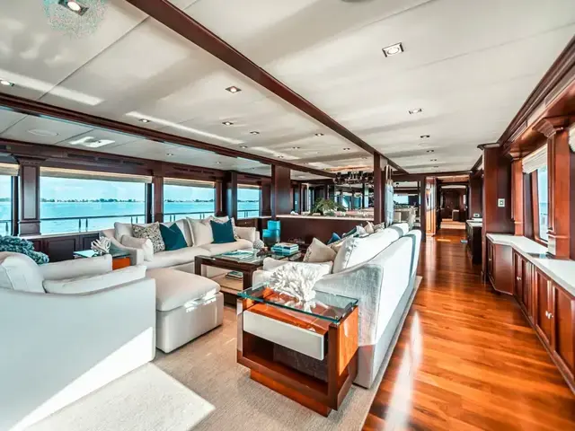 Trinity Yachts 157