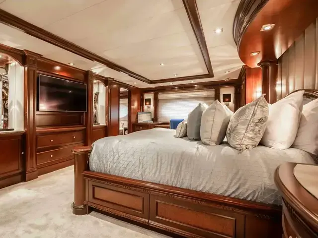 Trinity Yachts 157