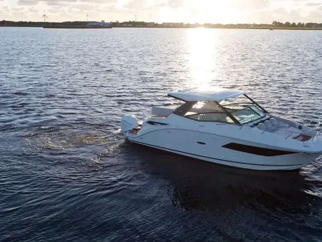 Sea Ray Sundancer 320