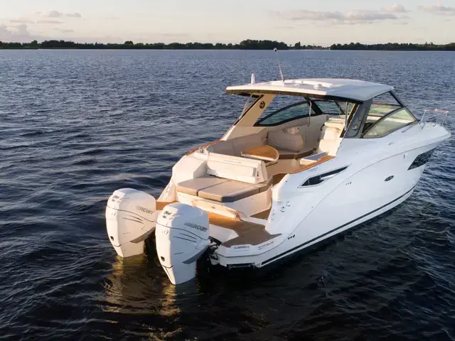 Sea Ray Sundancer 320