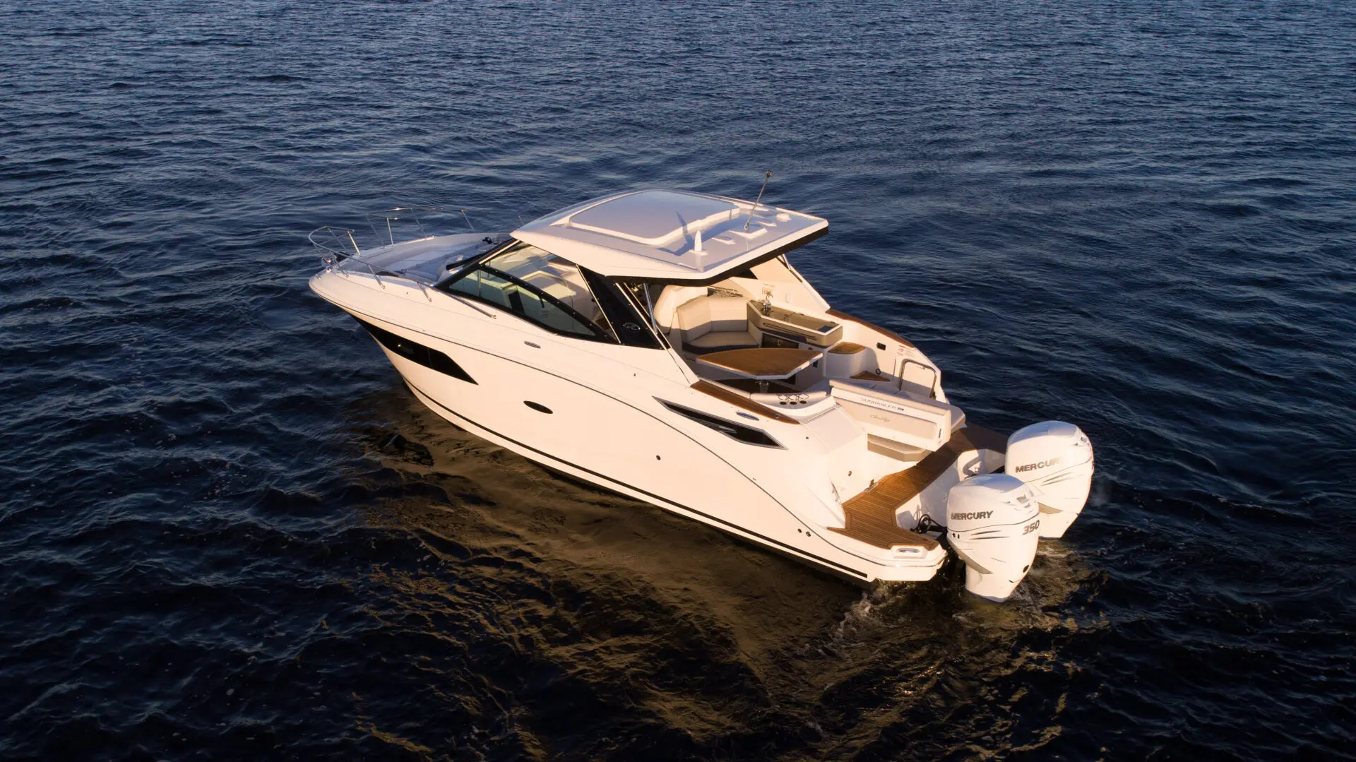 2024 Sea Ray 320 sundancer