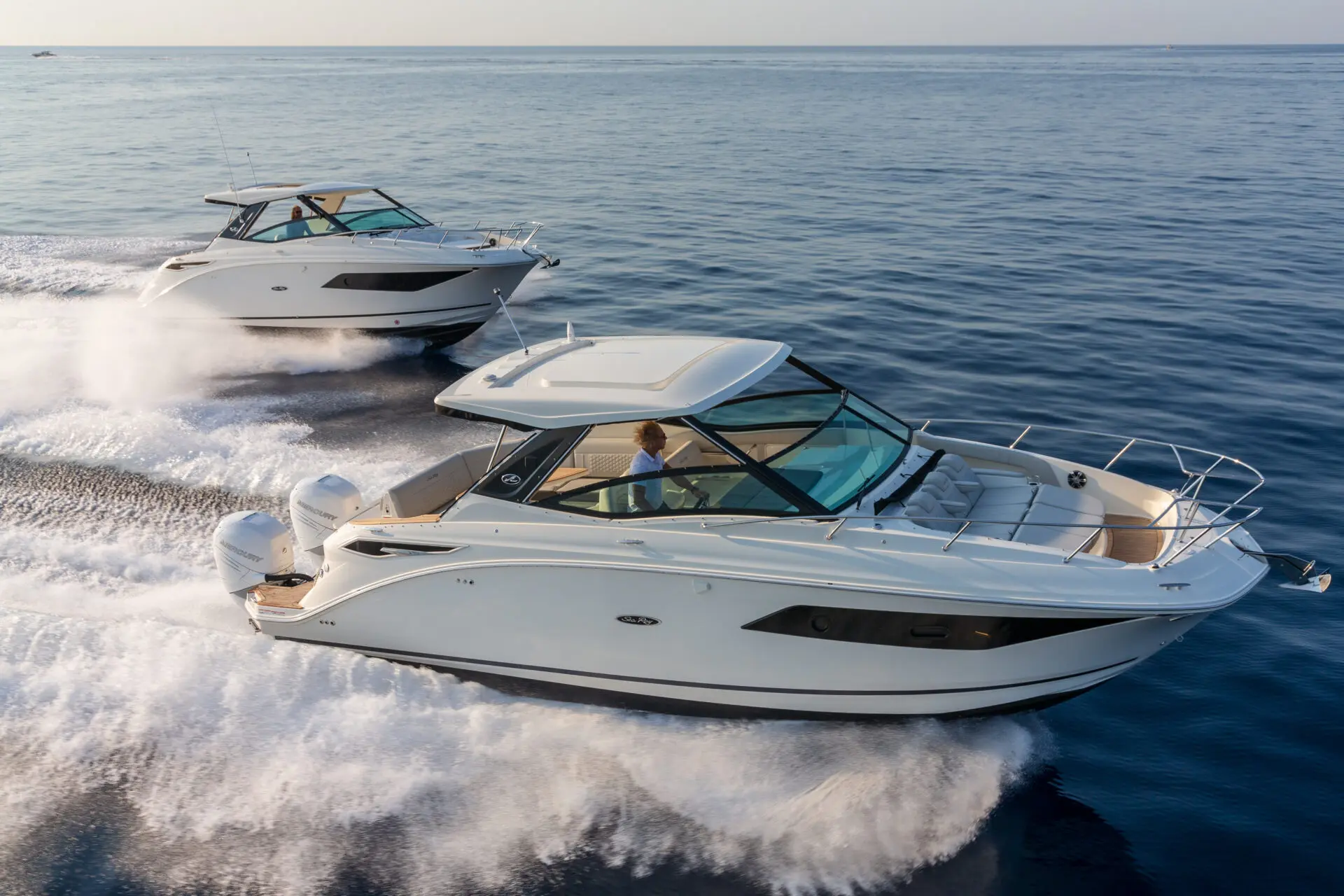 2024 Sea Ray 320 sundancer