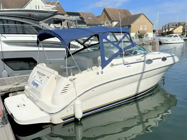 Sea Ray Sundancer 240