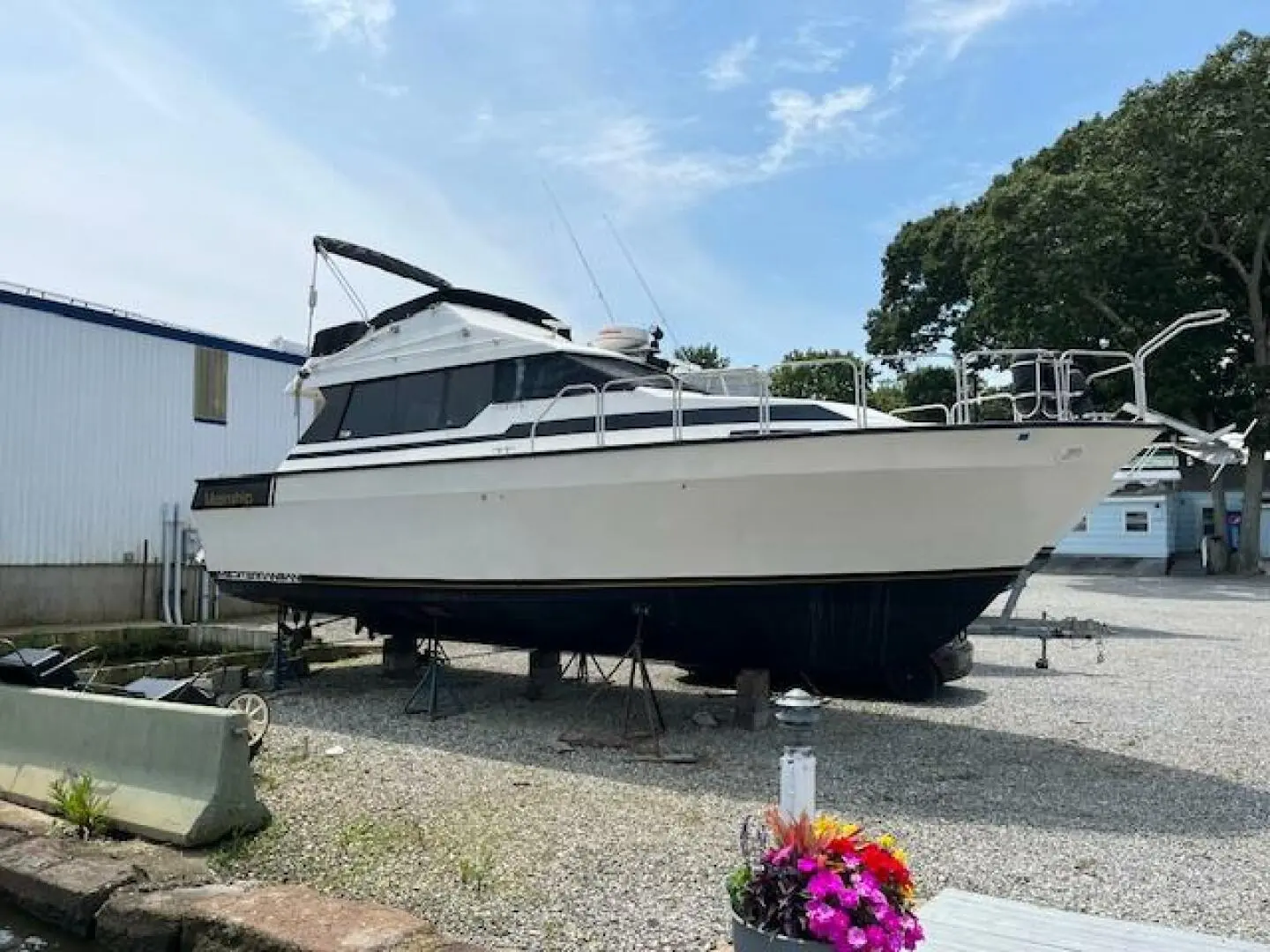 1988 Mainship 35