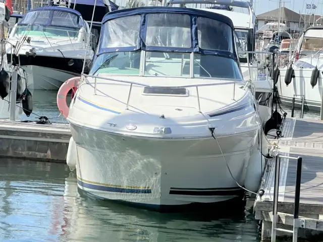 Sea Ray Sundancer 240