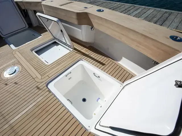 Viking Yachts 58 Convertible