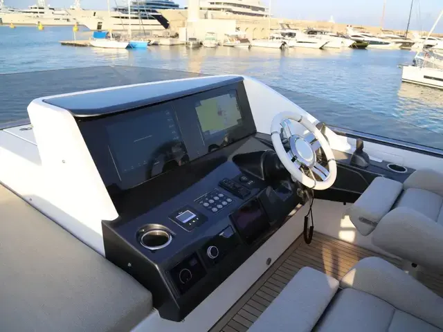 Azimut S8