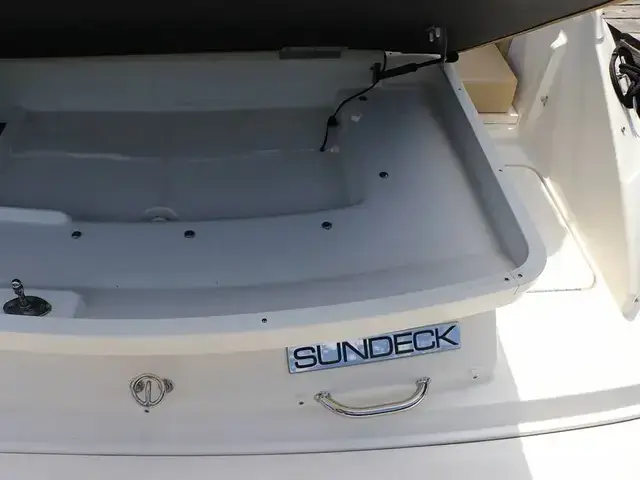 Sea Ray 240 Sundeck