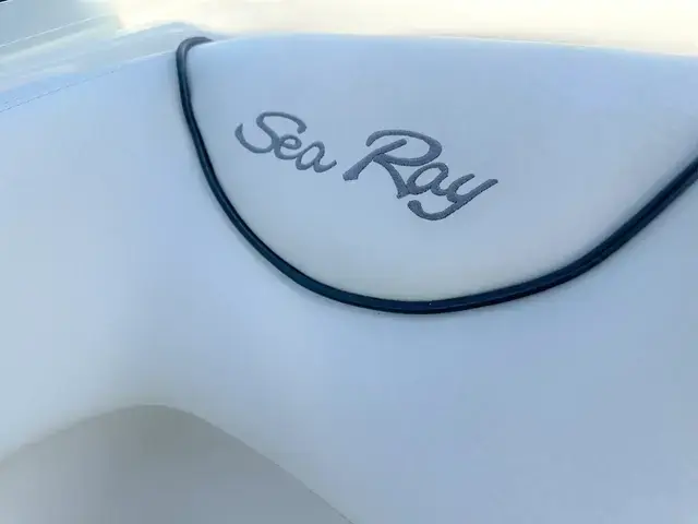 Sea Ray Sundancer 240