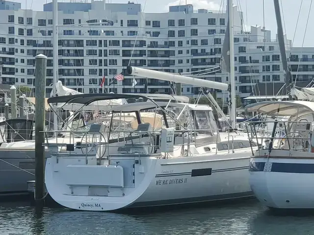 Catalina 425