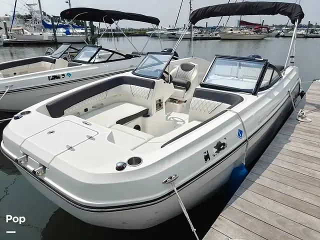 Bayliner DX2200