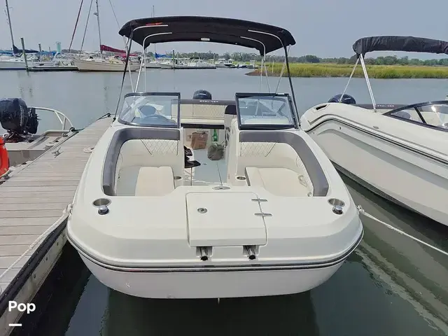 Bayliner DX2200