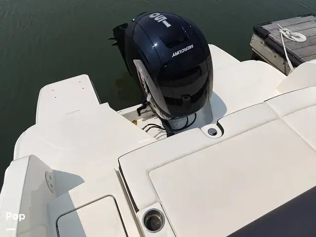 Bayliner DX2200