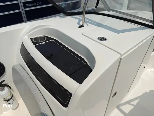 Bayliner Vr6