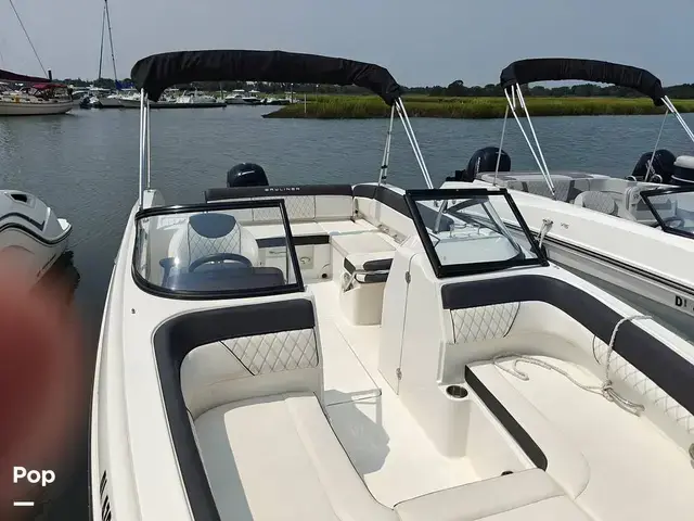 Bayliner DX2200