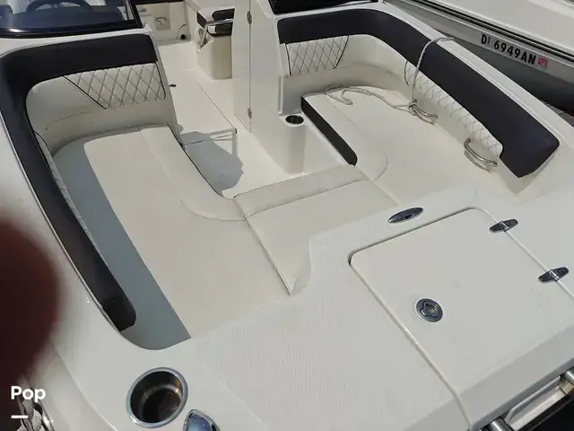 Bayliner DX2200