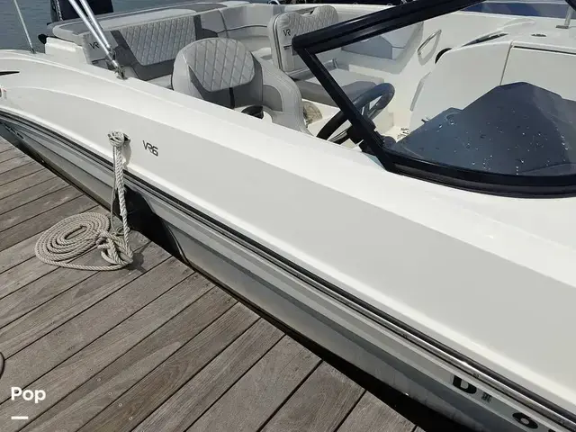 Bayliner Vr6