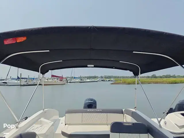 Bayliner DX2200