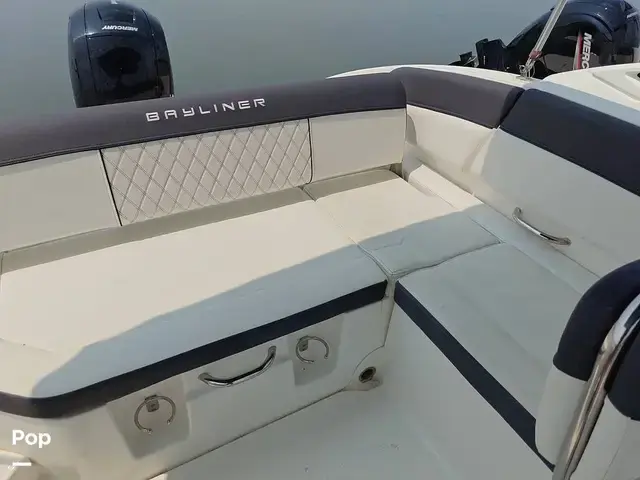 Bayliner DX2200