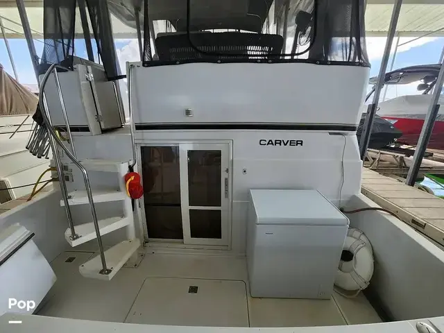 Carver 404 Cockpit Motor Yacht