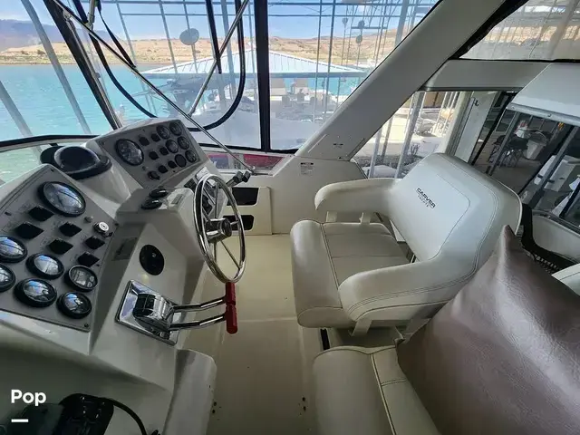 Carver 404 Cockpit Motor Yacht