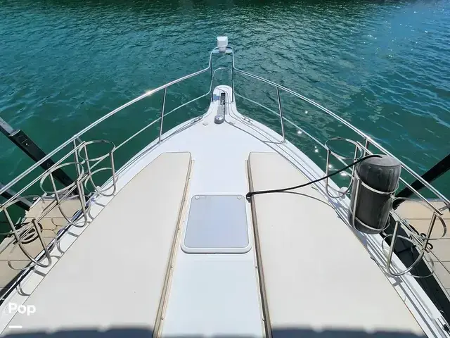 Carver 404 Cockpit Motor Yacht