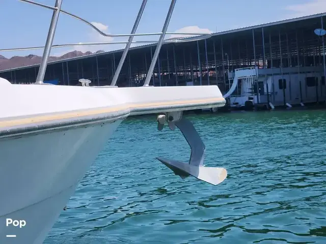 Carver 404 Cockpit Motor Yacht