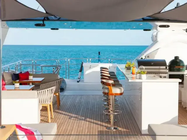 Trinity Yachts 160