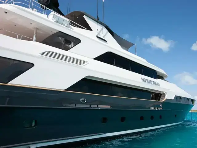 Trinity Yachts 160