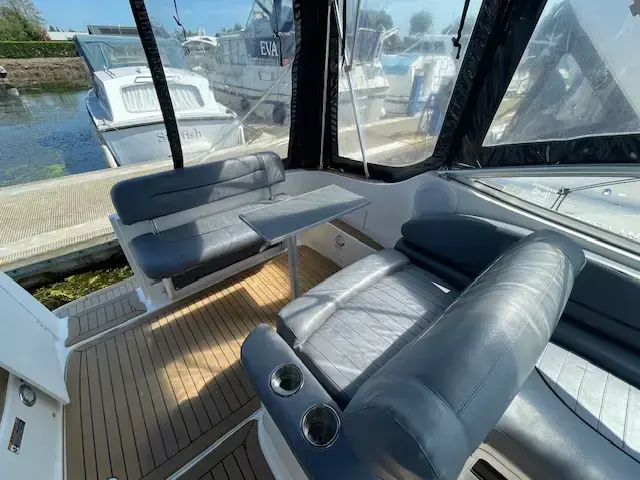 Bayliner 245