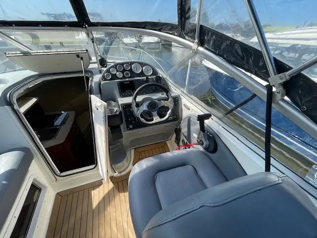 2004 Bayliner 245